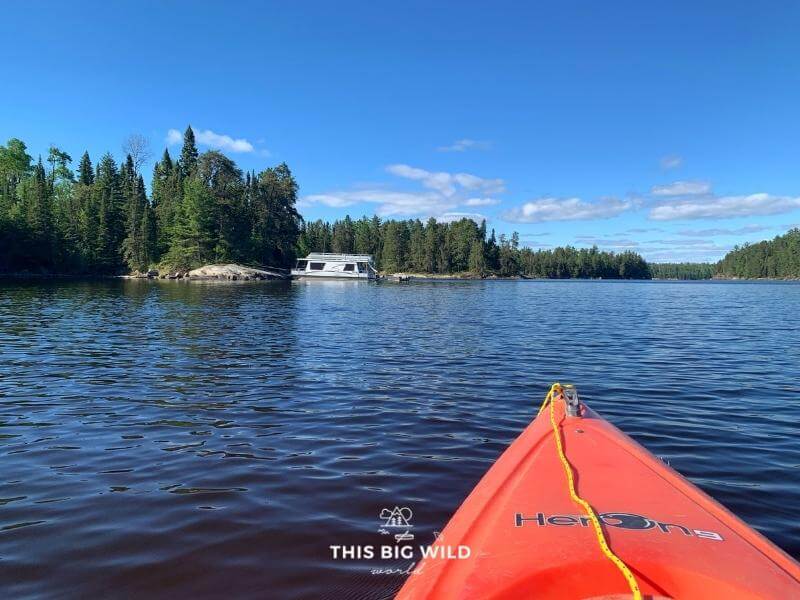 Rent a kayak with your houseboat in Voyageurs National Park