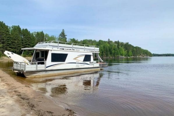 Voyageurs National Park Houseboat Rental - Voyagaire Houseboat Rental Review